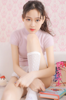 小不点爱吃肉混JIN